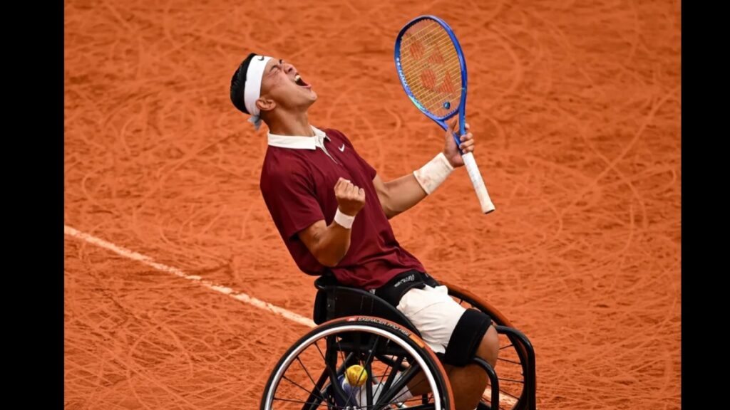【車いすテニス】小田凱人選手、全仏オープン3連覇達成　史上2人目の快挙で四大大会5勝目