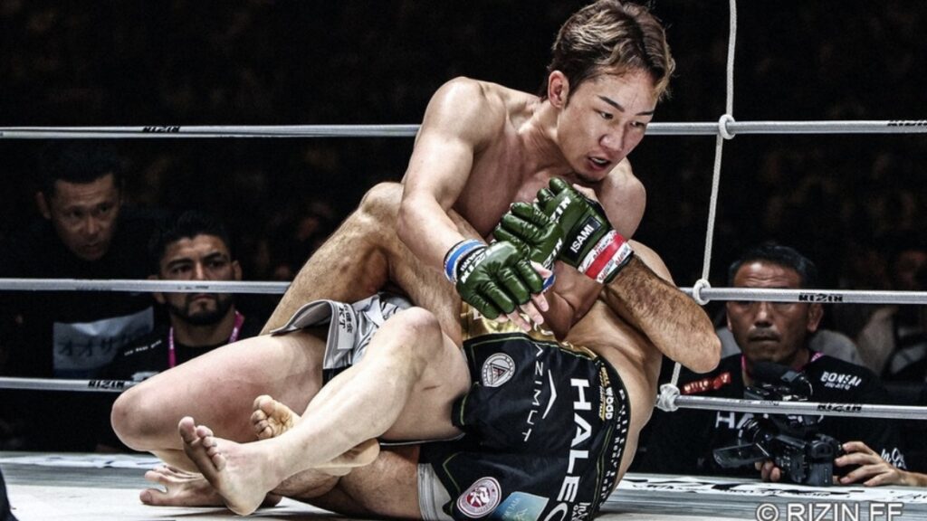 【RIZIN】朝倉未来選手、クレベルとの死闘を制す 有効打数で圧倒の末にスプリット判定勝利　大晦日タイトル挑戦の現実味