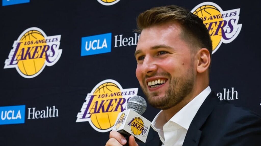 【NBA】ルカ・ドンチッチ選手がレイカーズと運命の延長契約  7億円超の寄付で“コート外”でも伝説へ