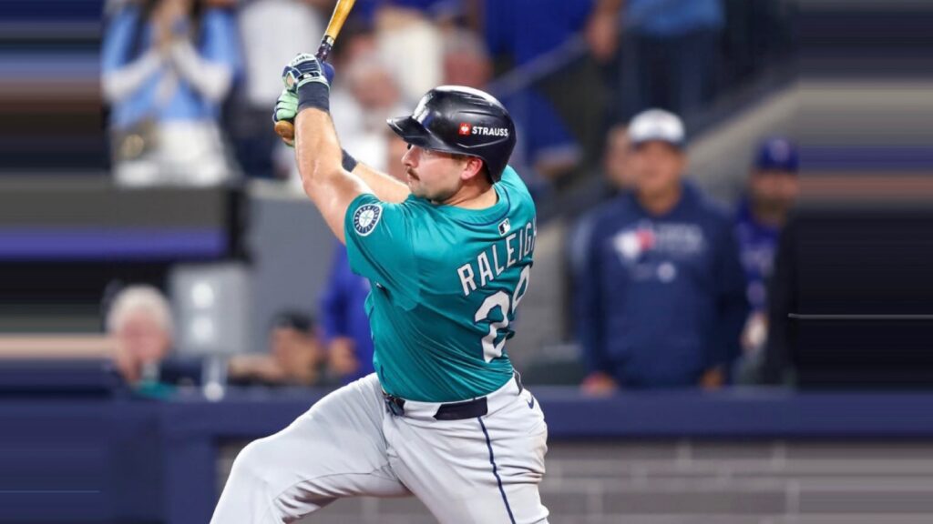 【決勝第1試合】ローリーが決めた！マリナーズ、ブルージェイズ撃破でシリーズ白星発進