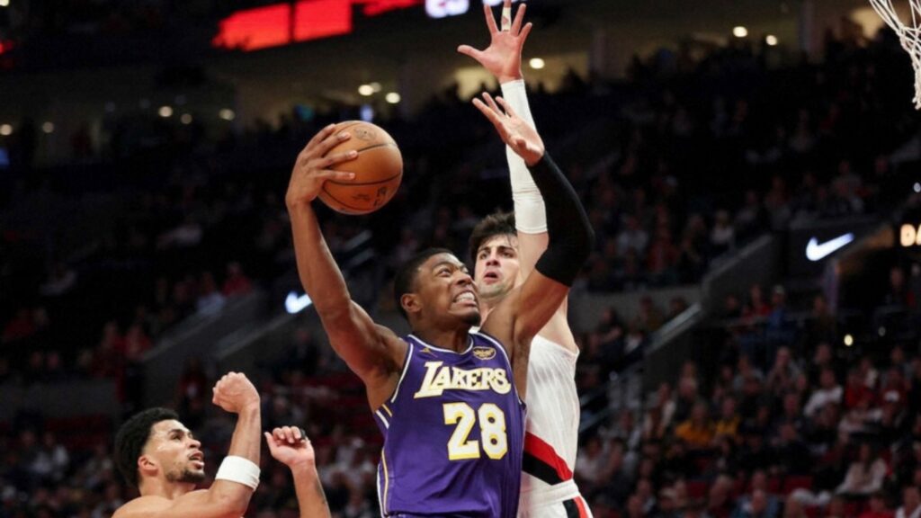 八村塁選手、レイカーズで主役の座をつかんだ夜—主力不在の中で導いた“覚醒の28得点”