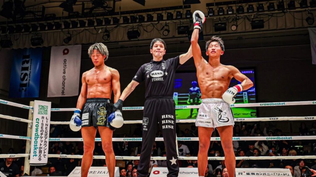花岡竜選手、階級の壁を越える完勝 技巧と冷静さで鈴木真彦選手を制し世界戦線へ存在感【RISE 194】