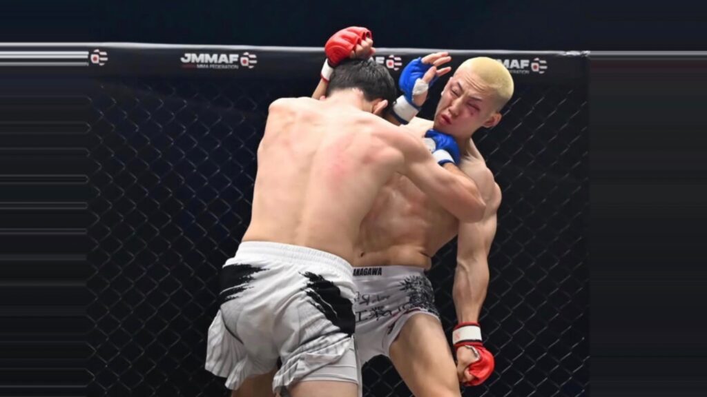 シェイドゥラエフ陣営に走った衝撃―“鉄壁”と見られた盟友が1R失神KO負け 大晦日フェザー級戦線に生じた微妙な変化