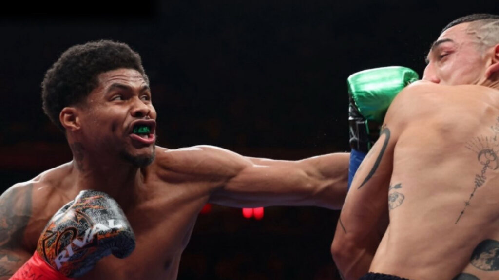 シャクール・スティーブンソンが示した“格の違い”　ロペスを完封し世界4階級制覇、「地球上最高」を名乗る理由