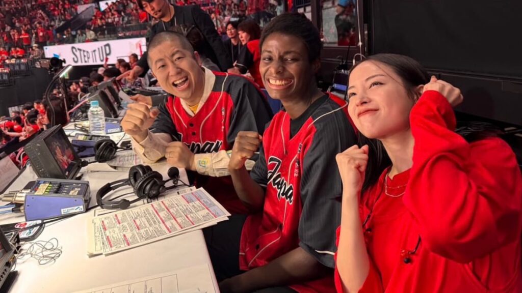 JBAの“世界に通用する広告塔” 広瀬すずさんが日韓戦を現地応援 真っ赤なロングワンピース姿で存在感