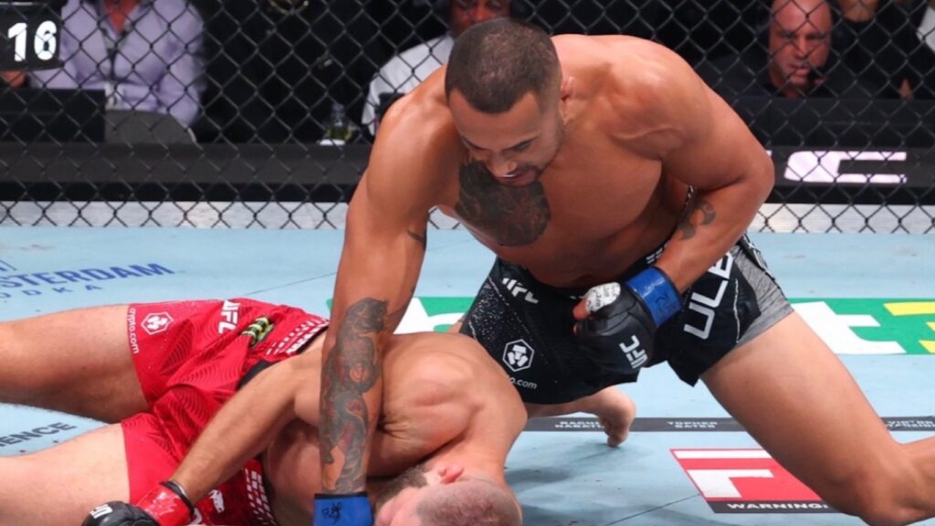 UFCの頂点で起きた“わずかな迷い”が、勝敗を分けた。元RIZIN王者イリー・プロハースカvsカーロス・アルバーグ衝撃結果！