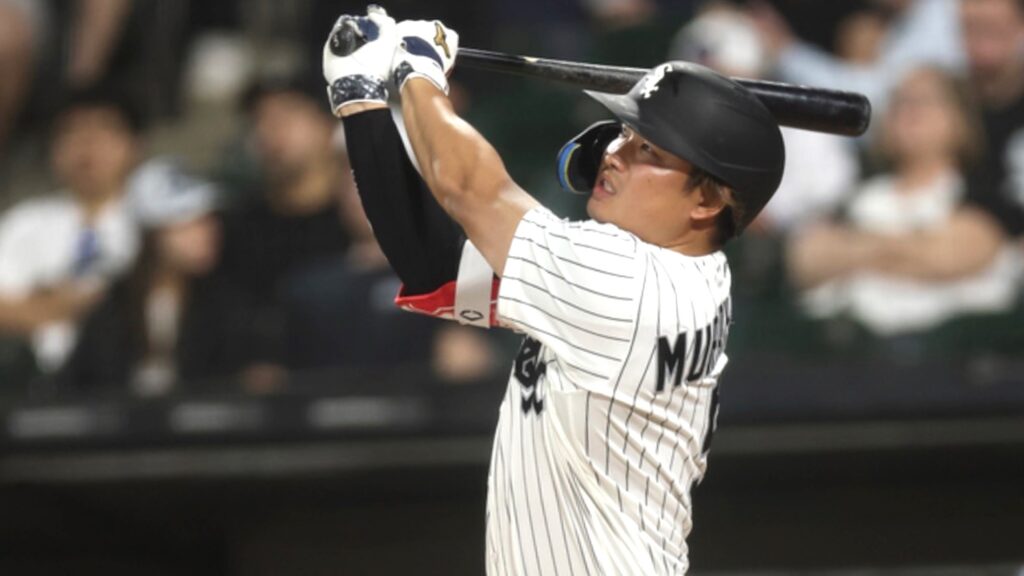 村上宗隆選手が9試合ぶりの一発で復調の兆し 25打席ぶり快音もチームは敗戦