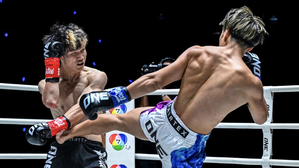 ONE FF150 節目のイベントで山﨑一央選手が三日月蹴りで“身体を折る”一撃KO！再起戦で示した進化と冷静、3戦目で掴んだ確かな手応え