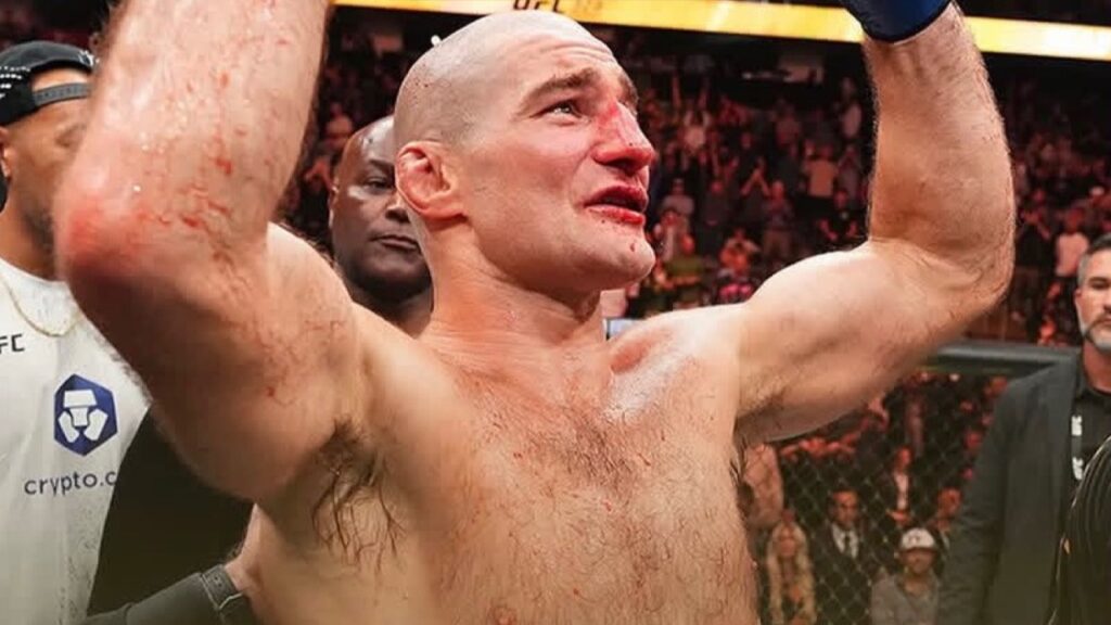 UFC328メインイベントで ショーン・ストリックランド選手が判定勝利で王座返り咲き 圧倒的なパワーで無敗のチマエフ選手を制圧