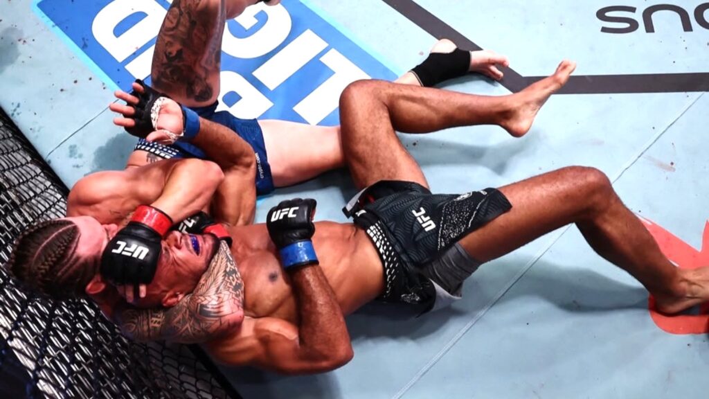 ブレンダン・アレン選手が最終5ラウンドで一本勝ち ダンカン選手の連勝を止め元王者デュ・プレシとの対戦を要求