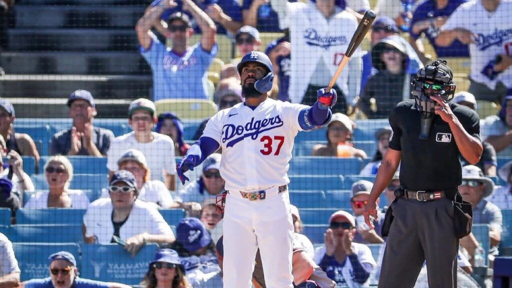 ドジャース先勝も9回にヒヤリ 4点リードでスコットが2ラン被弾 ロバーツ監督「朗希よりフィリップスの方が安心感」